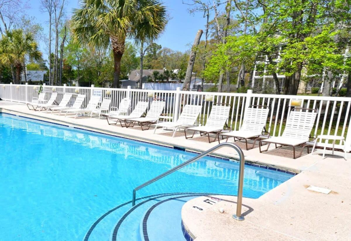 Cherry Grove Villa Close To Beach W Pool 미를 비치 외부 사진